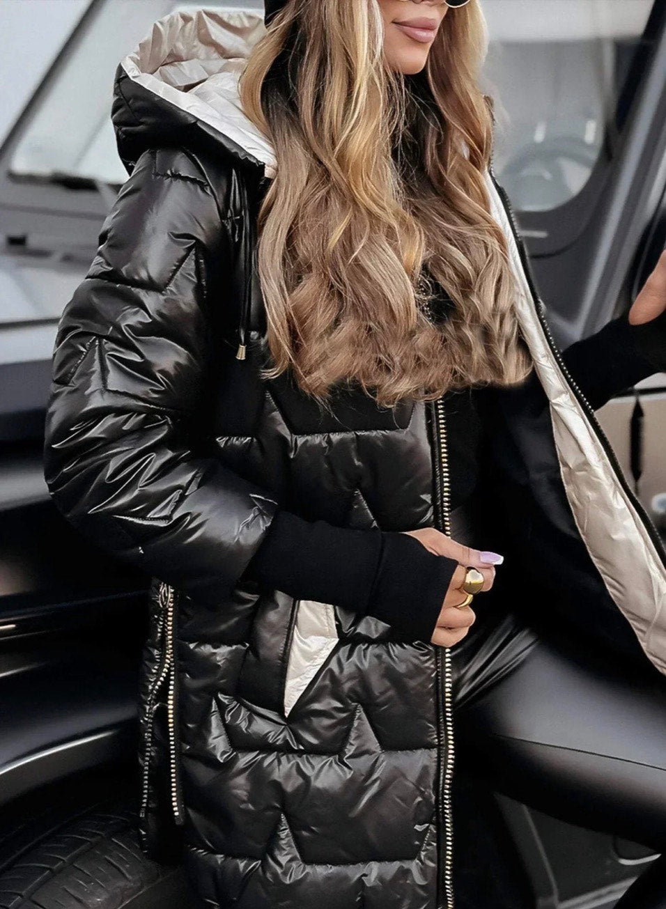 Vega | Chaqueta acolchada larga y cálida con capucha envolvente